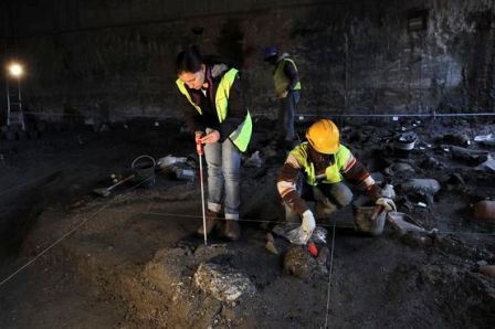 O fundeadouro romano foi descoberto na praça D. Luís, no Cais do Sodré, em Lisboa | LUSA