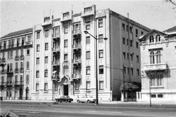 Números 71 e 73 da Avenida da República, 1933.